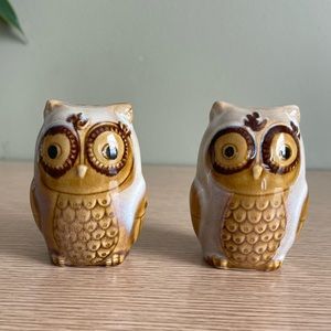 Vintage owl salt & pepper shakers